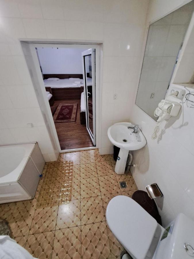 بخارى Umar Hotel In The Old City المظهر الخارجي الصورة